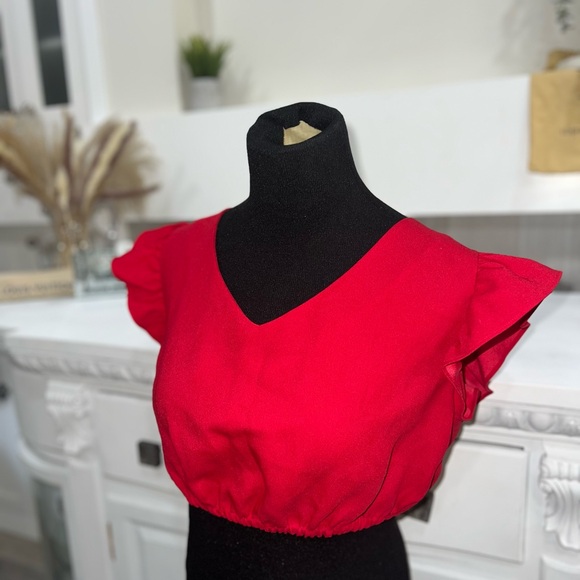 Club Monaco - Medium (Tags still on) - Picture 3 of 3